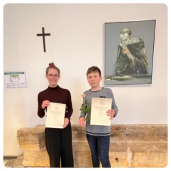 März 2024/Auszeichnungen beim Latein- und Griechischwettbewerb "Certamen Thuringiae", Elisabeth Griesbach (12. Klasse) und Magnus Oberländer (6. Klasse) (14.03.24)